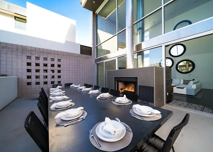 The George - Old Town Private Micro-resort, Near The Restaurants And Nightlife In Az Holiday home