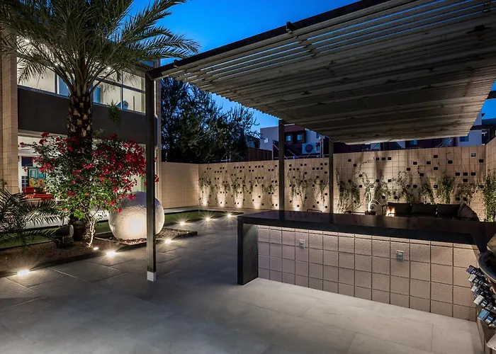 The George - Old Town Private Micro-resort, Near The Restaurants And Nightlife In Az Holiday home
